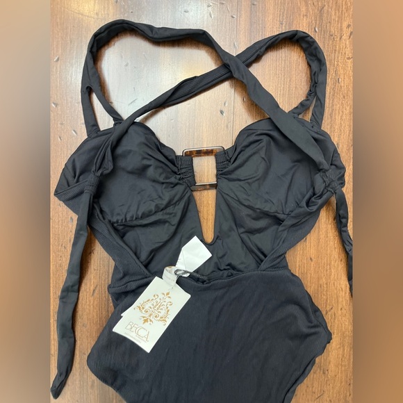 Becca Modern Edge One Piece Swimsuit Size Medium Black Modest Beach Pool Resort - Picture 13 of 14